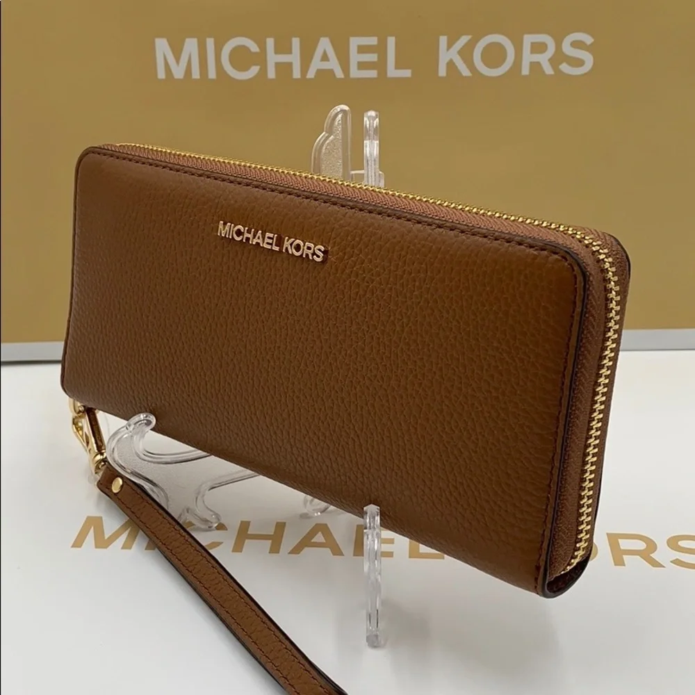 MICHAEL KORS Jet Set Travel Continental Zip